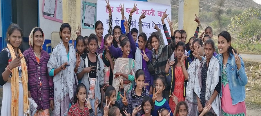 Humko kahni apni baat –[We want to talk about our own issues]