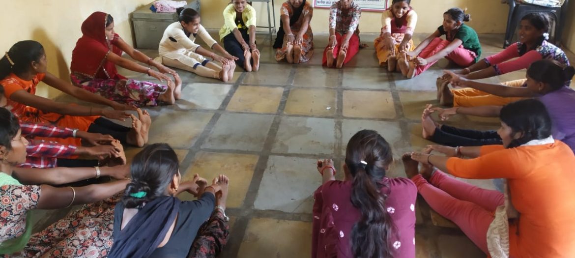 Kamar Kathi- Dar se Himmat ki Or